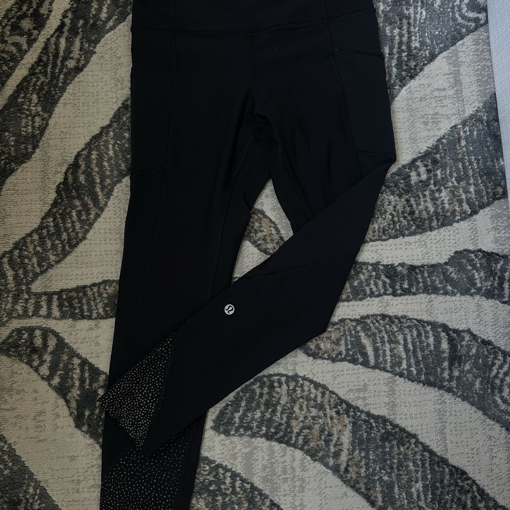 Lululemon Tight Stuff Tight II 25"